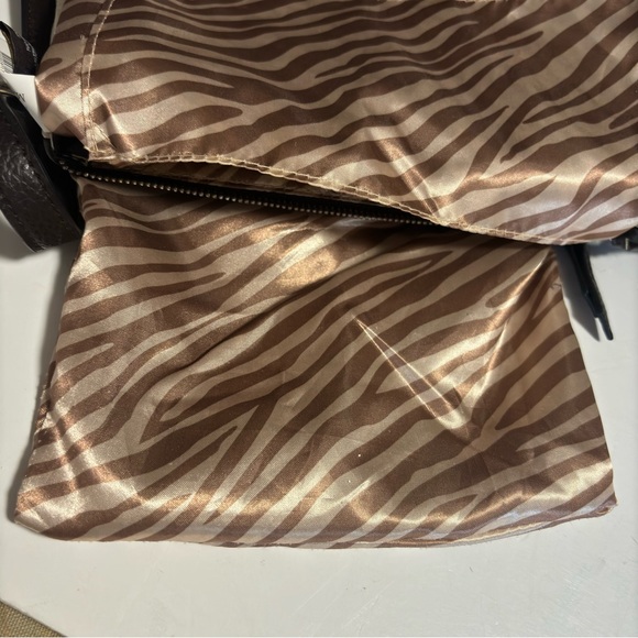 Dana Buchman Small shoulder bag 10.9X9” cream brown trim EUC - Picture 12 of 15